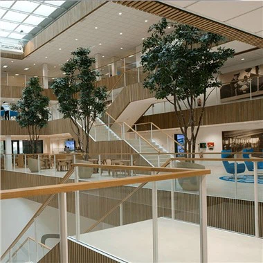 Keinotekoinen Banyan Tree ostoskeskukseen